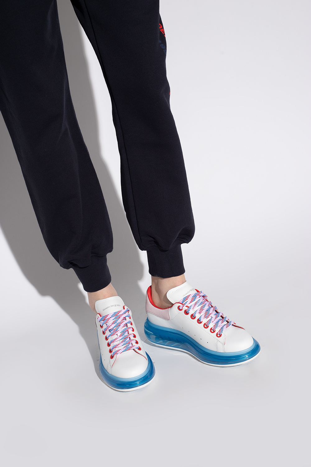 【送料&関税込】Alexander McQueen Larry Sneakers Alexander McQueen Oversized Larry sneakers white/black